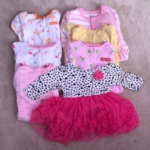 SOLD Bundle 6 months clothes ❤️